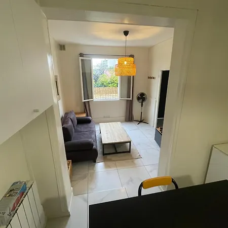 شقة Moderne A Bagnolet, 60 M² Avec Jacuzzi