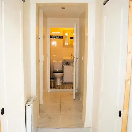 شقة Moderne A Bagnolet, 60 M² Avec Jacuzzi *